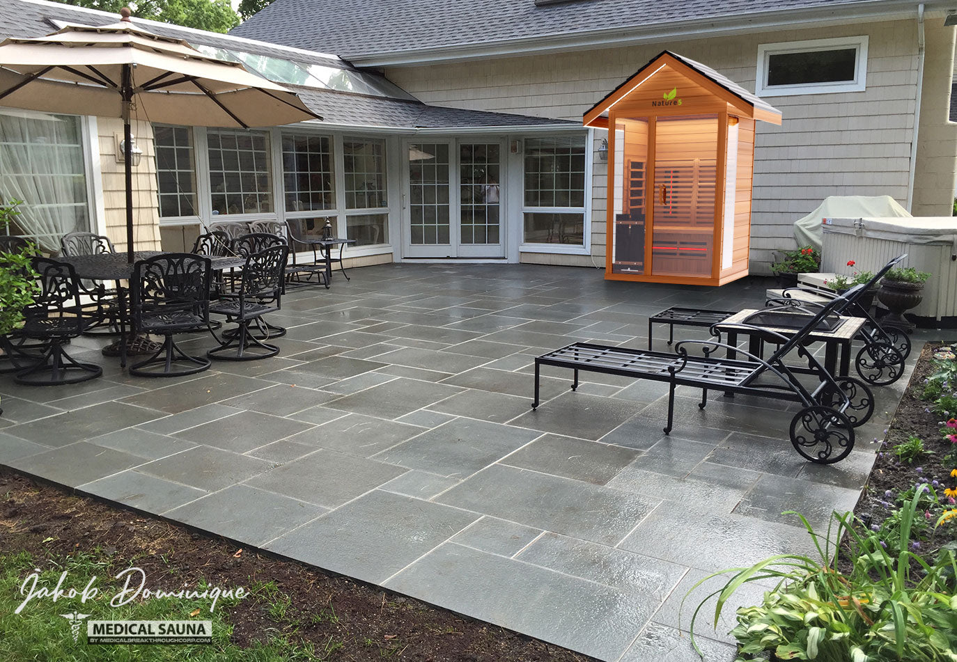 Medical Nature 5 Outdoor Infrared Sauna - Pro Plunge